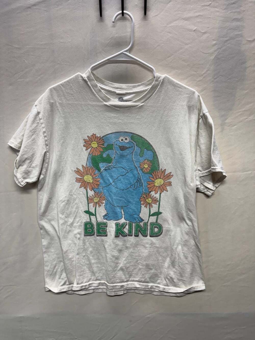 Sesame Street Cookie Monster Be Kind Graphic T-Shirt White